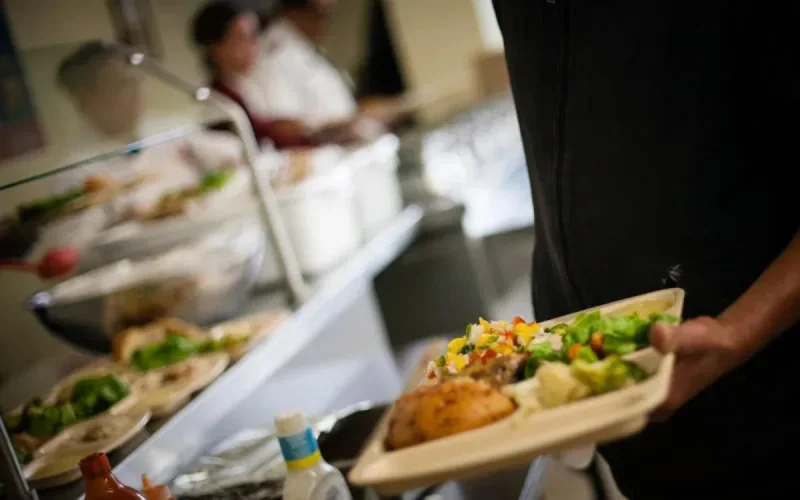 Espagne : des repas « halal et sans alcool » financés pour les militaires marocains