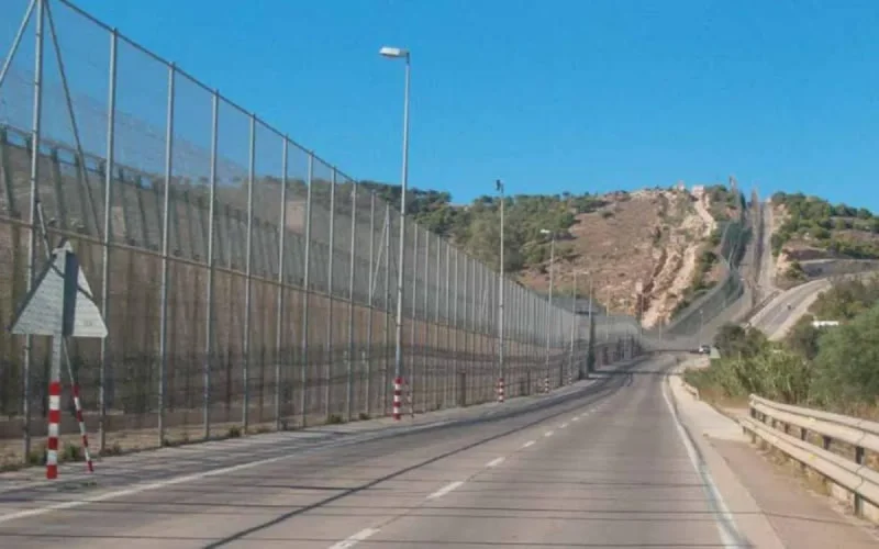L'Espagne renforce la surveillance des frontières marocaines