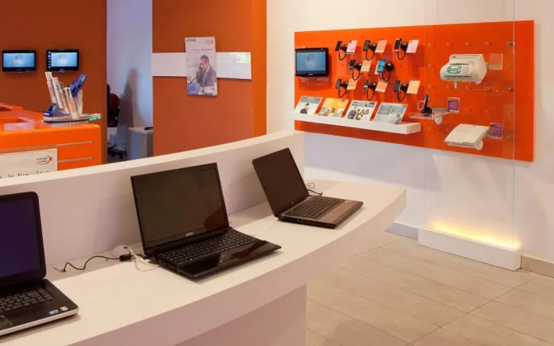 Maroc Telecom : Etisalat menace de partir du Maroc