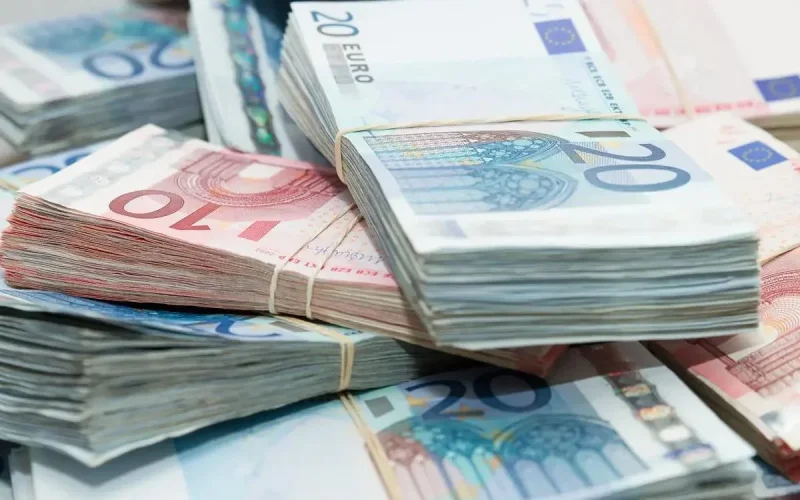 L'Europe va-t-elle bloquer les tranferts des MRE ?