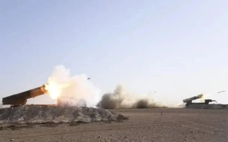 L'Algérie mène des exercices militaires à la frontière avec le Maroc