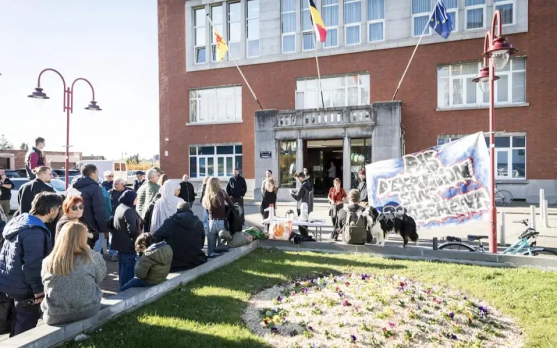 Saint-Nicolas : Une famille marocaine de cinq enfants menacée d'expulsion
