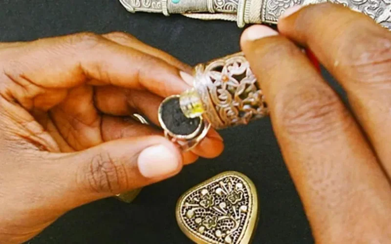 Escroquerie à la Samaoui au Maroc : Une sexagénaire dépouillée de ses bijoux