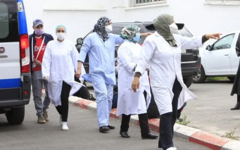 Maroc : la réduction de la durée de formation des médecins fait polémique 