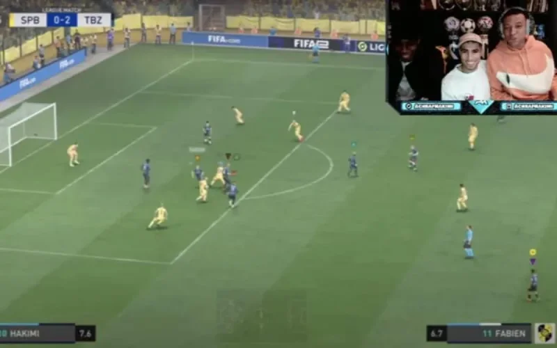 Kylian Mbappé donne une leçon à Achraf Hakimi au jeu vidéo FIFA 22 