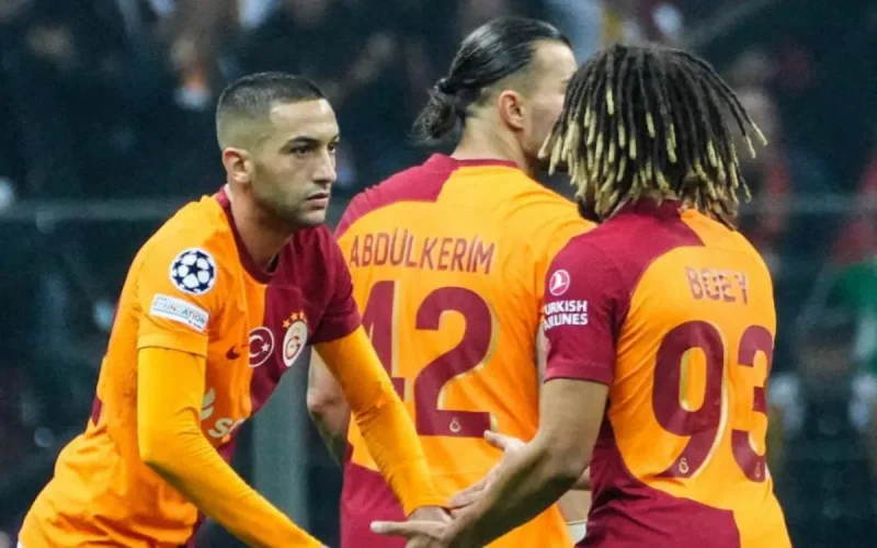 Hakim Ziyech rejoint les légendes du Football