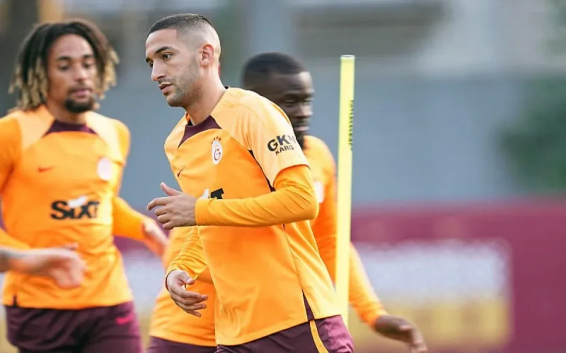 Galatasaray vs Manchester : Coup dur pour Hakim Ziyech