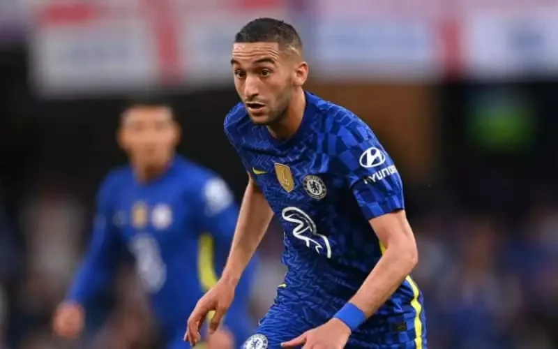 Hakim Ziyech : Al Nassr profite de la situation et baisse son salaire