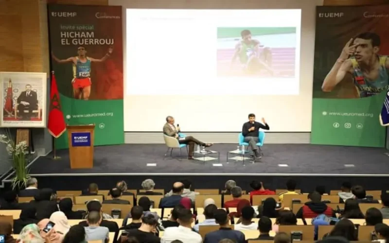 Hicham El Guerrouj partage ses expériences avec des étudiants