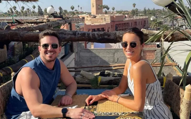 Les vacances romantiques de l'ex-Miss Irlande Holly Carpenter à Marrakech