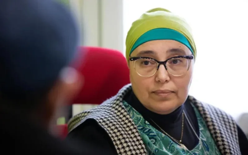 Préfecture de Charente : une bénévole d'Emmaüs en foulard humiliée