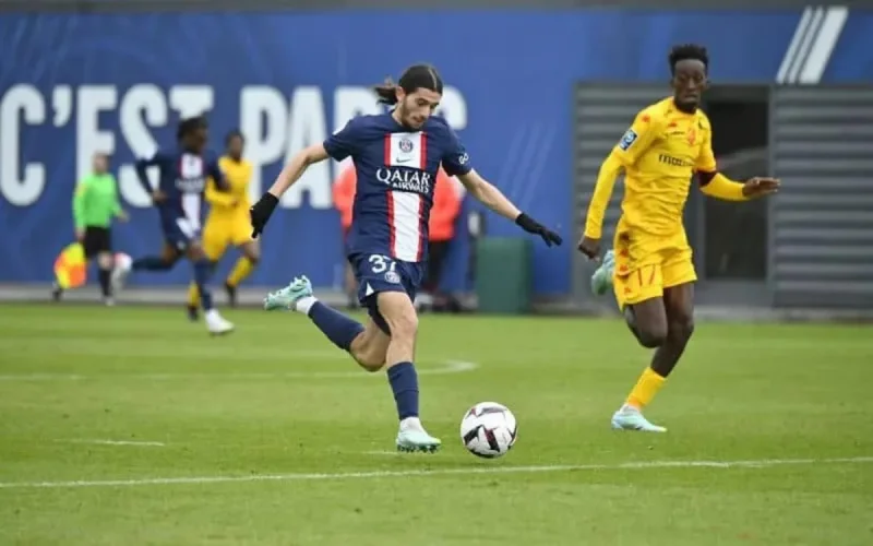 Ilyes Housni opte pour le Maroc