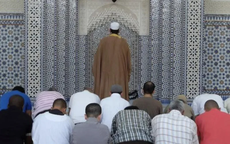 Encore un imam expulsé de France