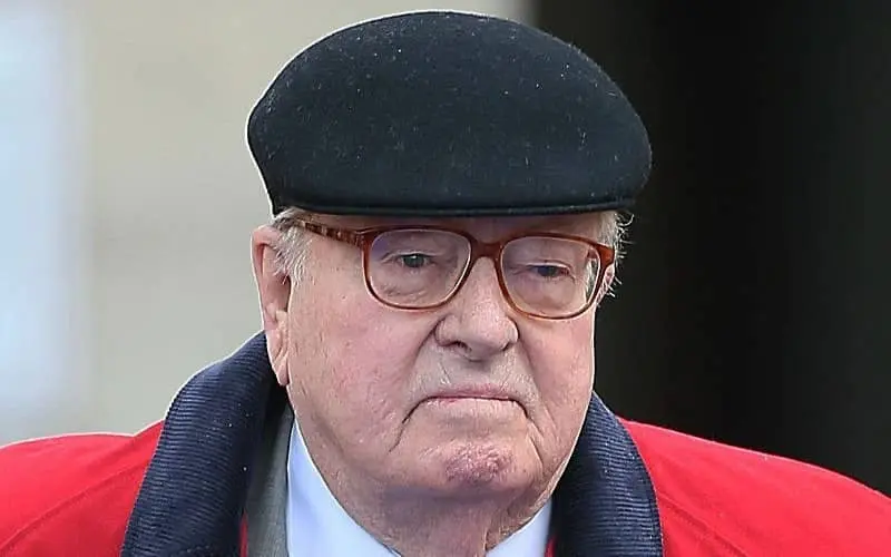 Jugé pour provocation à la haine raciale, Jean-Marie Le Pen relaxé