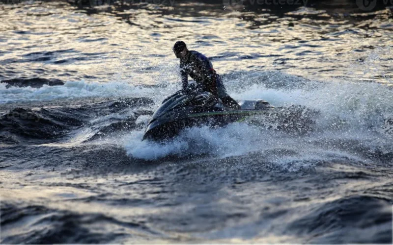 Sebta en guerre contre les jet-skis en provenance du Maroc