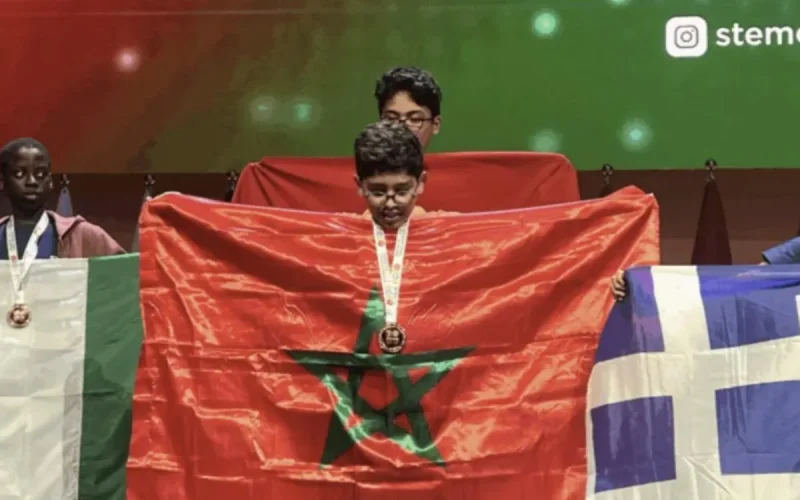 Un Marocain code comme un pro à 9 ans… et décroche une médaille à Barcelone
