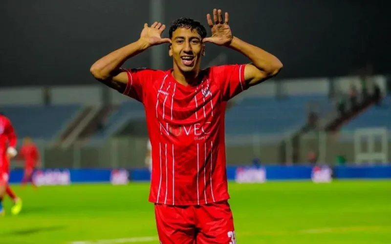 Maroc : pour protester contre l'arbitre, il baisse son pantalon