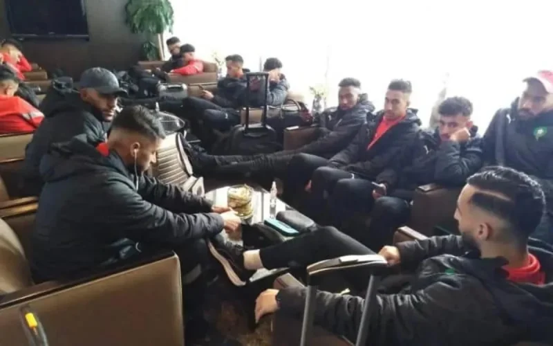 L'équipe du Maroc est à l'aéroport, elle attend l'accord de l'Algérie