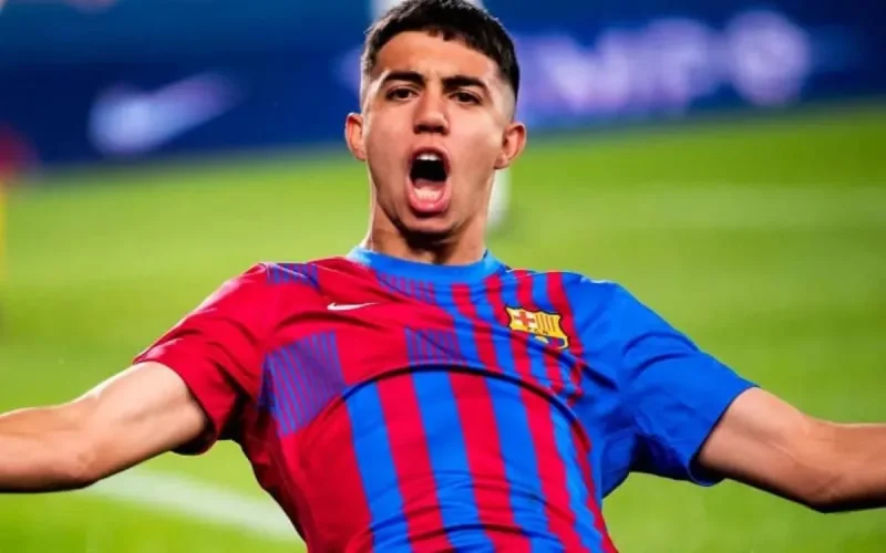 FC Barcelone : le nouveau coach fait appel à Ezzalzouli et Akhomach