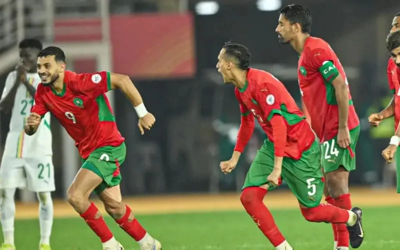 Des joueurs toquent à la porte de Walid Regragui