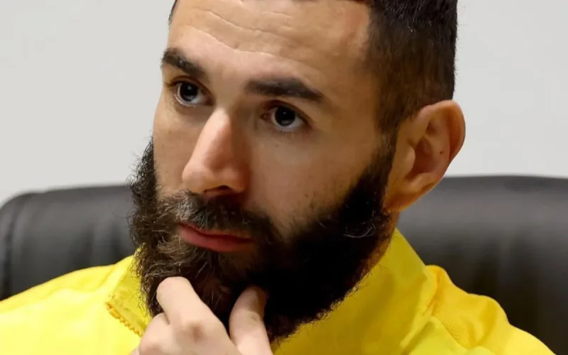 Un Marocain fait chuter Karim Benzema