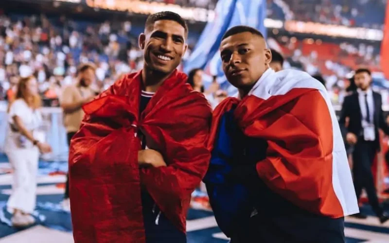 Mbappé et Hakimi aux côtés des orphelins à Marrakech 