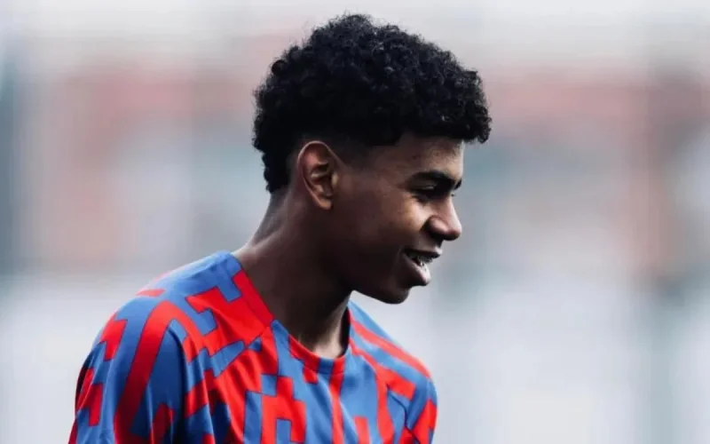 Lamine Yamal entre dans l'histoire avec le Barça