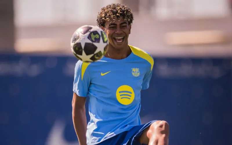 Lamine Yamal, le nouveau Cristiano ? Pourquoi son refus de fêter la victoire du Barça scandalise l'Espagne