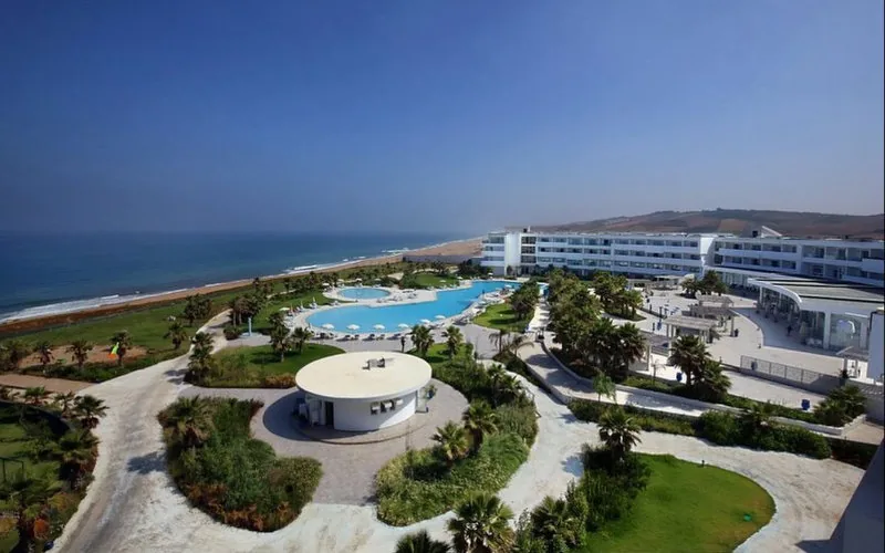 Au Maroc, une plage, privatisée par un hôtel, interdite aux vacanciers