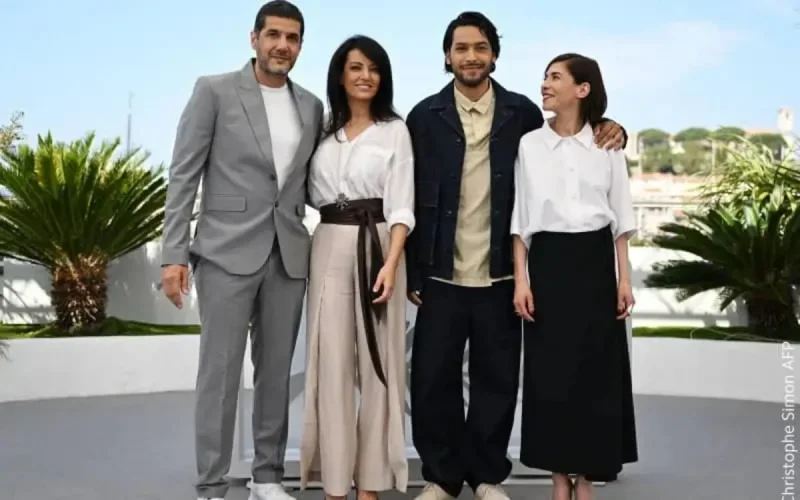 Festival de Cannes 2022 : « Le Bleu du Caftan » longuement ovationné