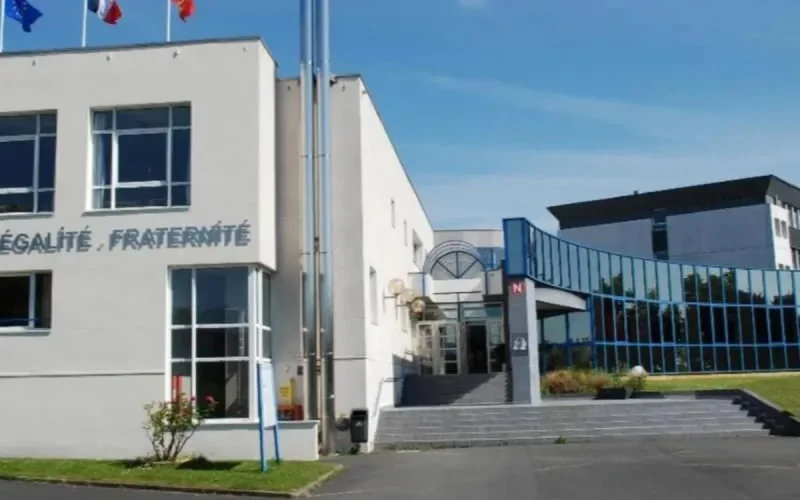 Une lycéenne musulmane de Caen victime d'une attaque raciste