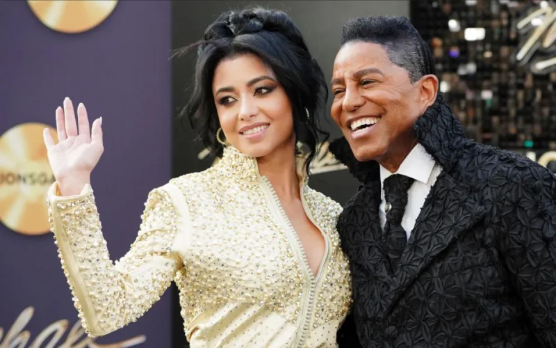 Le caftan marocain vole la vedette à l'avant-première du film sur Michael Jackson