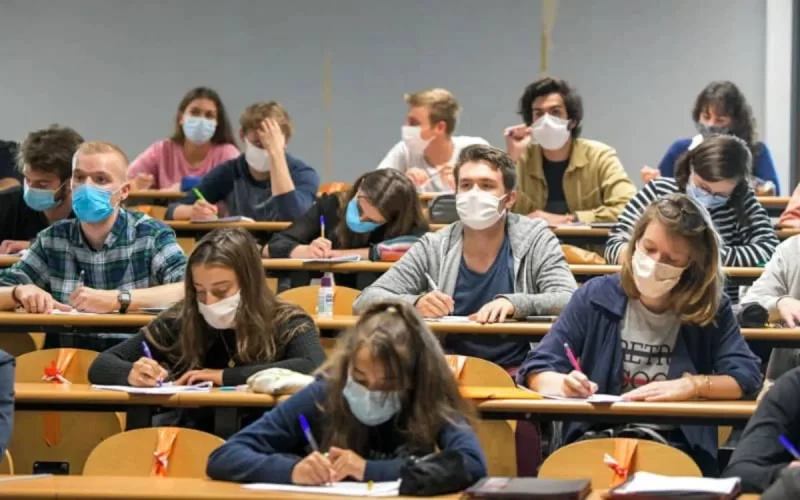 En France, les Maghrébins discriminés en Master 