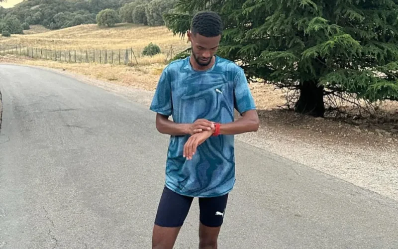 Entre mosquée et piste : Le programme millimétré de Mahamed Mahamed au Maroc