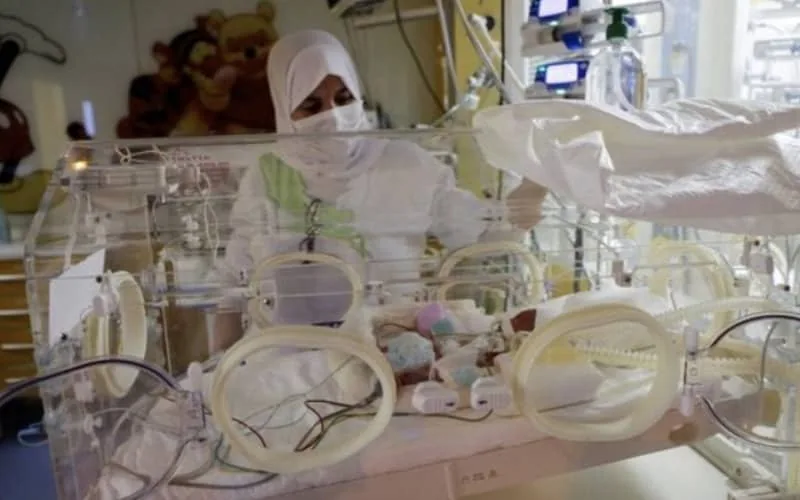 La Malienne qui a accouché de 9 bébés au Maroc a frôlé la mort