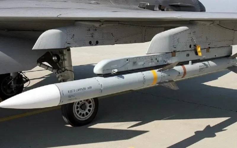 500 bombes et 30 missiles : le Maroc muscle ses F-16 face aux menaces