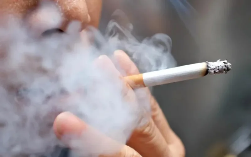 Maroc : des amendes jusqu'à 10 000 dirhams pour les fumeurs ? 
