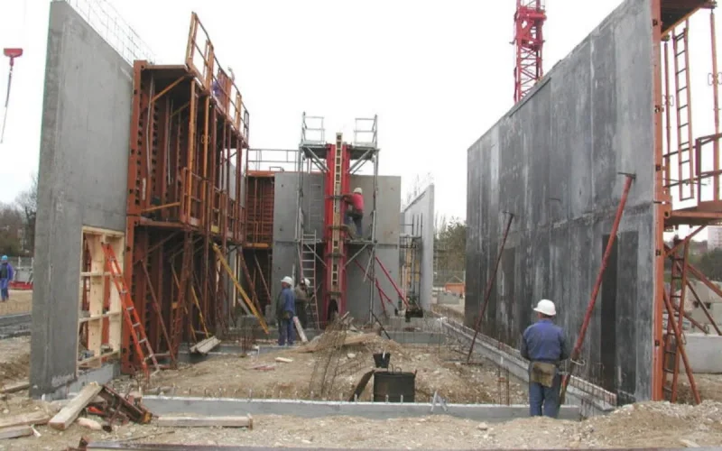 Chantiers au Maroc : sans assurance, plus de permis !