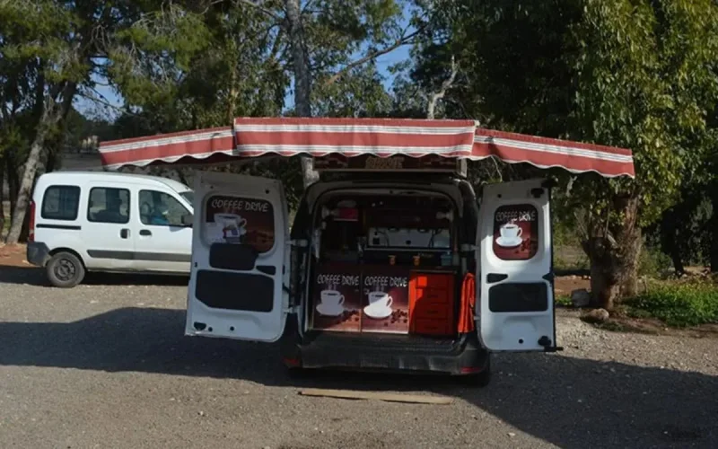 Maroc : les cafés et restaurants en guerre contre les « cafés ambulants »