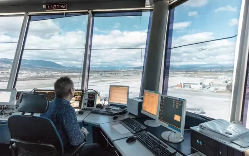 Le Maroc veut contrôler l'espace aérien du Sahara