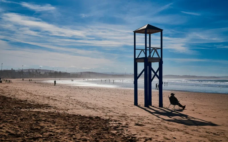 Entre Tanger et Assilah, pillage de sable