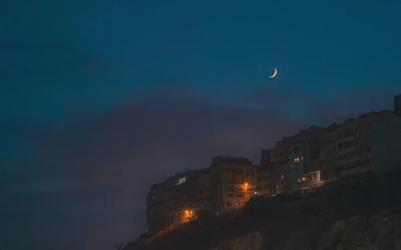 Le Maroc fixe le ramadan sans drones ni IA grâce à une méthode ancestrale