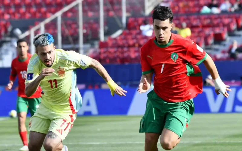 Maroc-Espagne : une victoire et une première mondiale grâce au carton vert