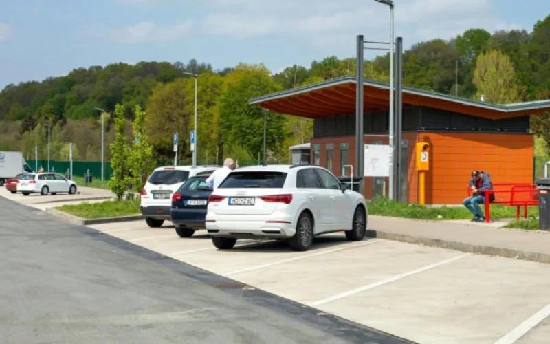 En route vers le Maroc, il oublie sa femme sur l'autoroute