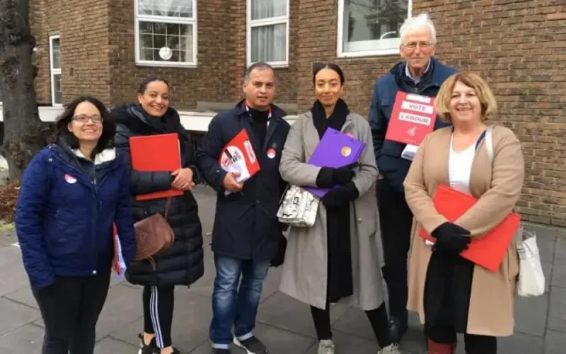 Trois Britanniques d'origine marocaine élus au Royaume-Uni