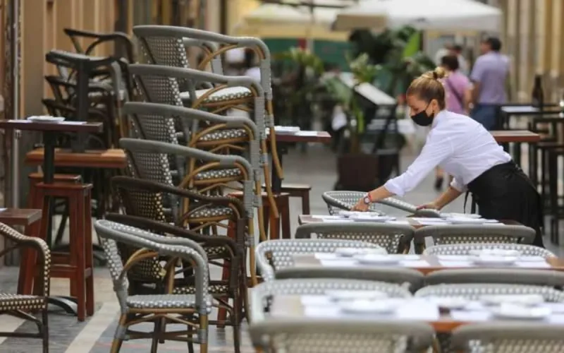 Vox ne veut pas de Marocains dans le secteur hôtelier andalou