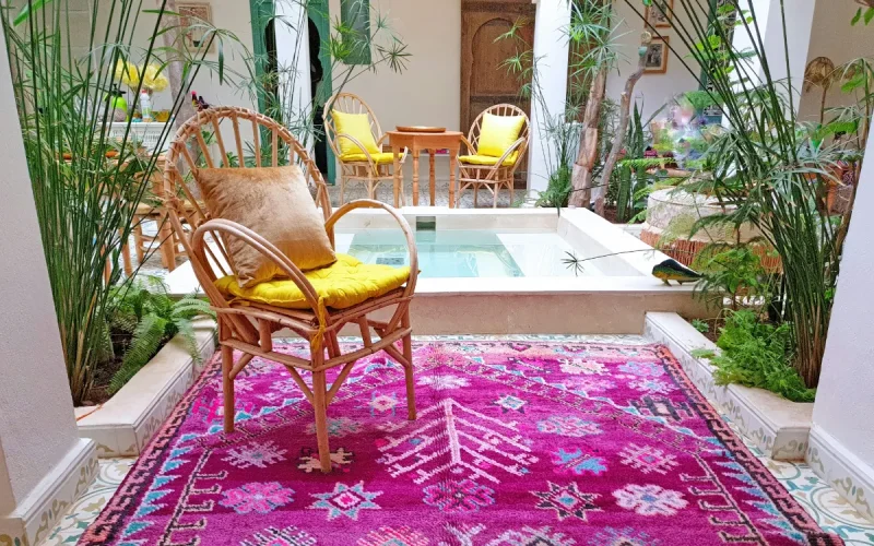 Médina, artisans et 26 degrés : l'irrésistible attrait d'une ville marocaine