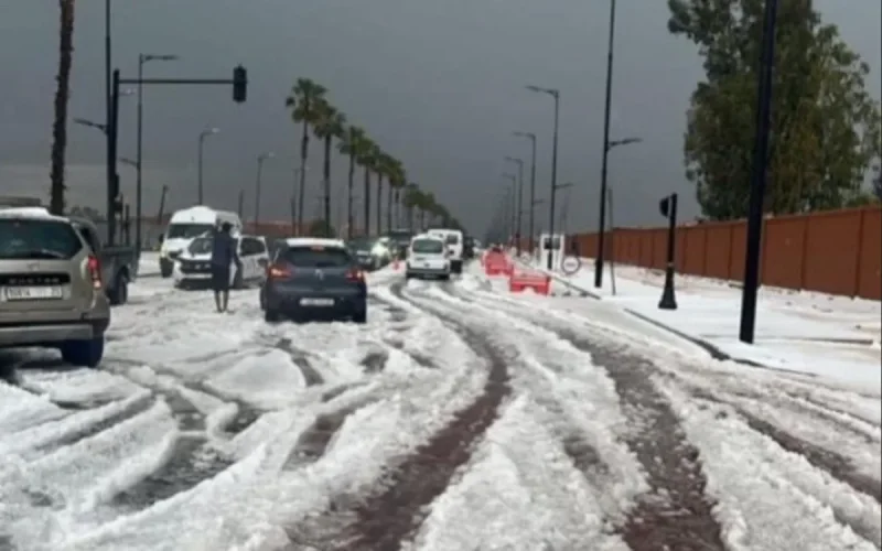Marrakech sous la neige ? L'image incroyable de la ville ocre devenue blanche en plein mois d'avril !