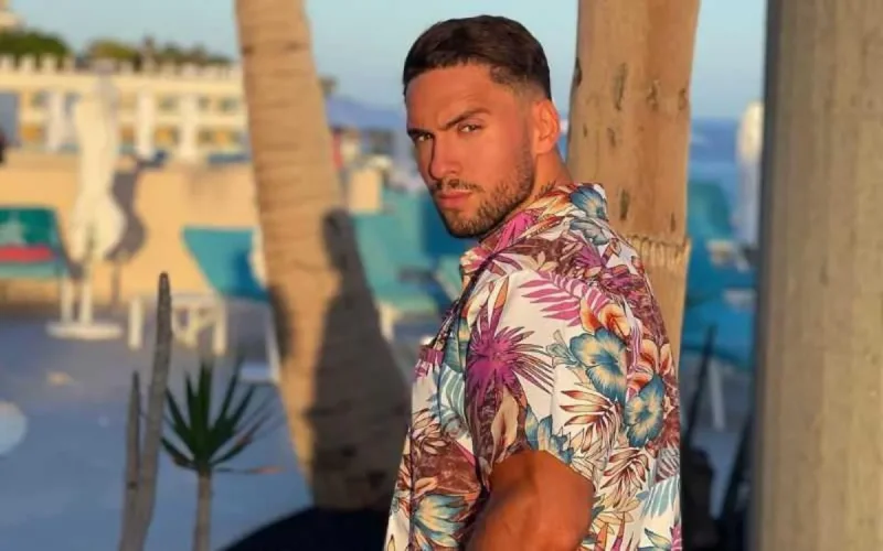 Qui est Med Ouahbi, le Marocain qui fait le buzz après son passage sur « First Dates » ?