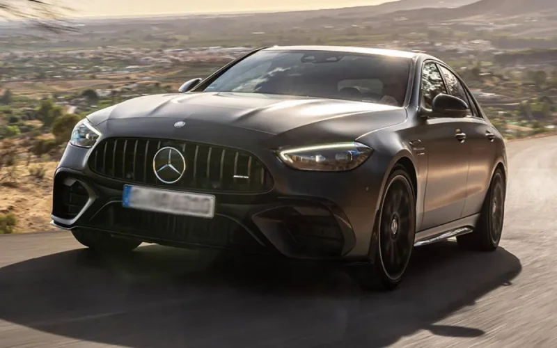 Une Mercedes-AMG belge (80 000 euros) et un vol fictif au Maroc